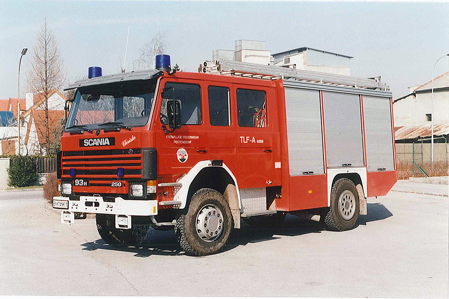 TLFA4000_Scania_4